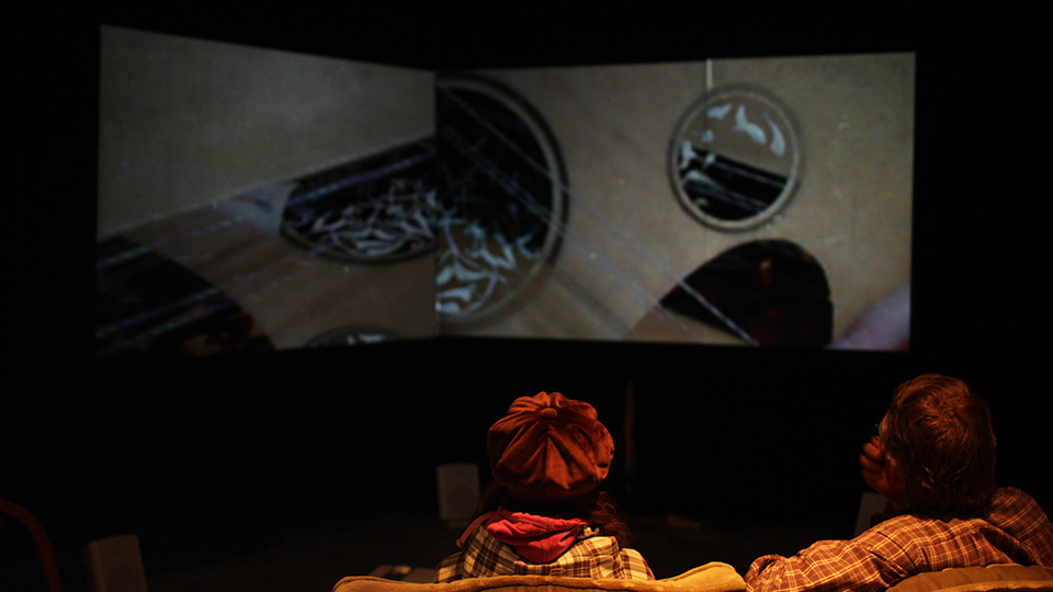 Audiovisual installation The Hands at Mejan Black Box